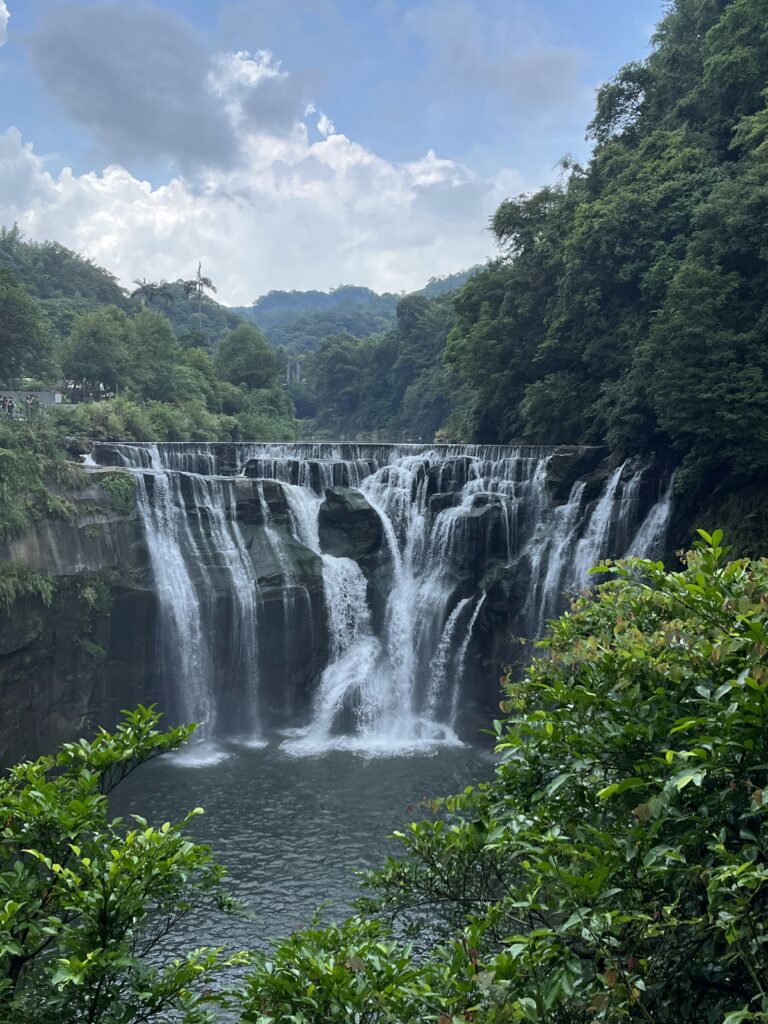 Shifen waterfall