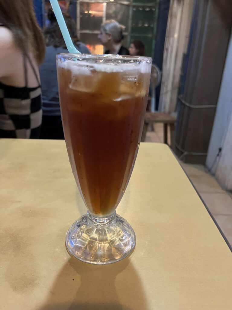 Apple black tea