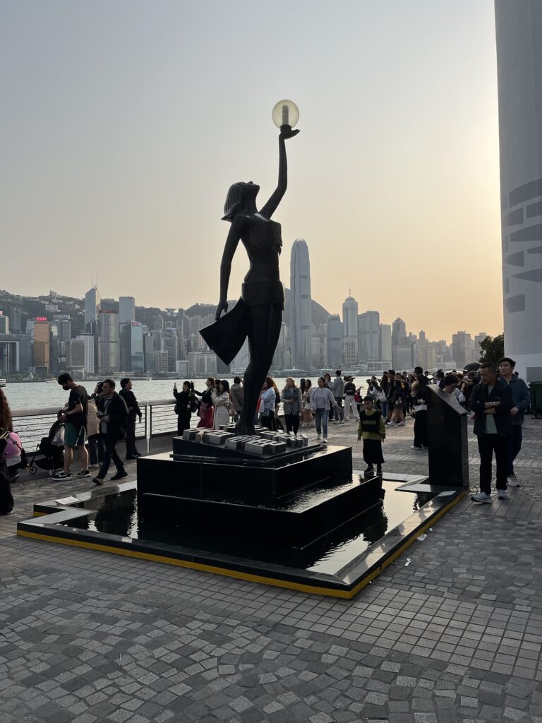 Avenue of Stars HK Statue