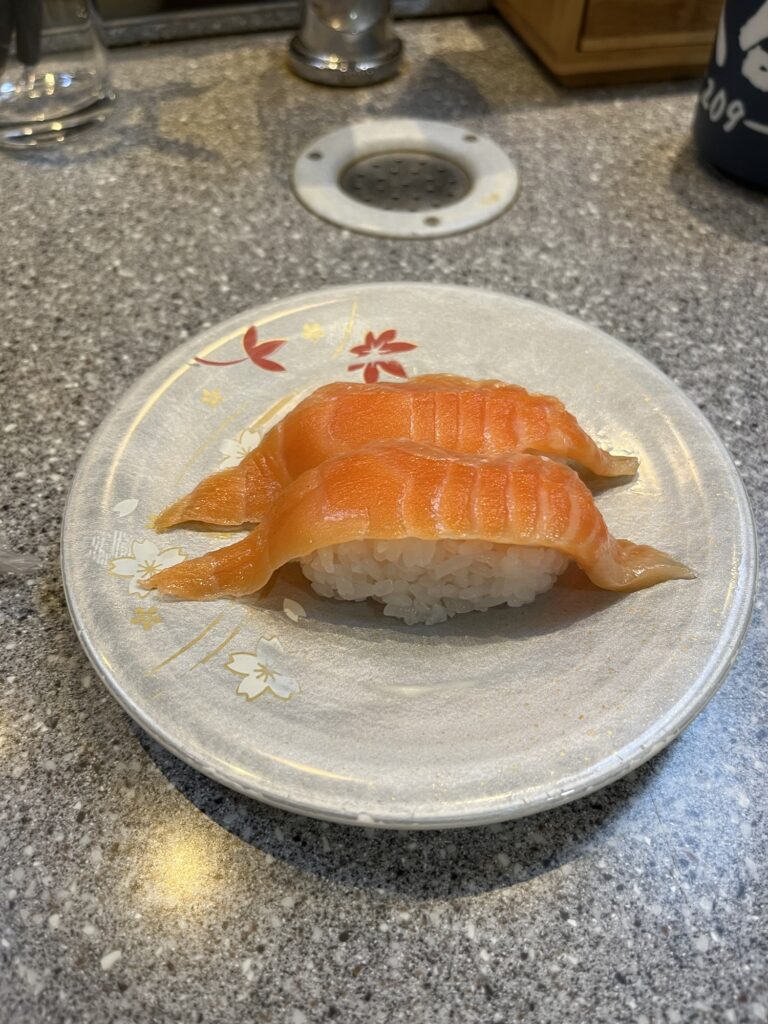 Kurukuru Sushi Toro Salmon