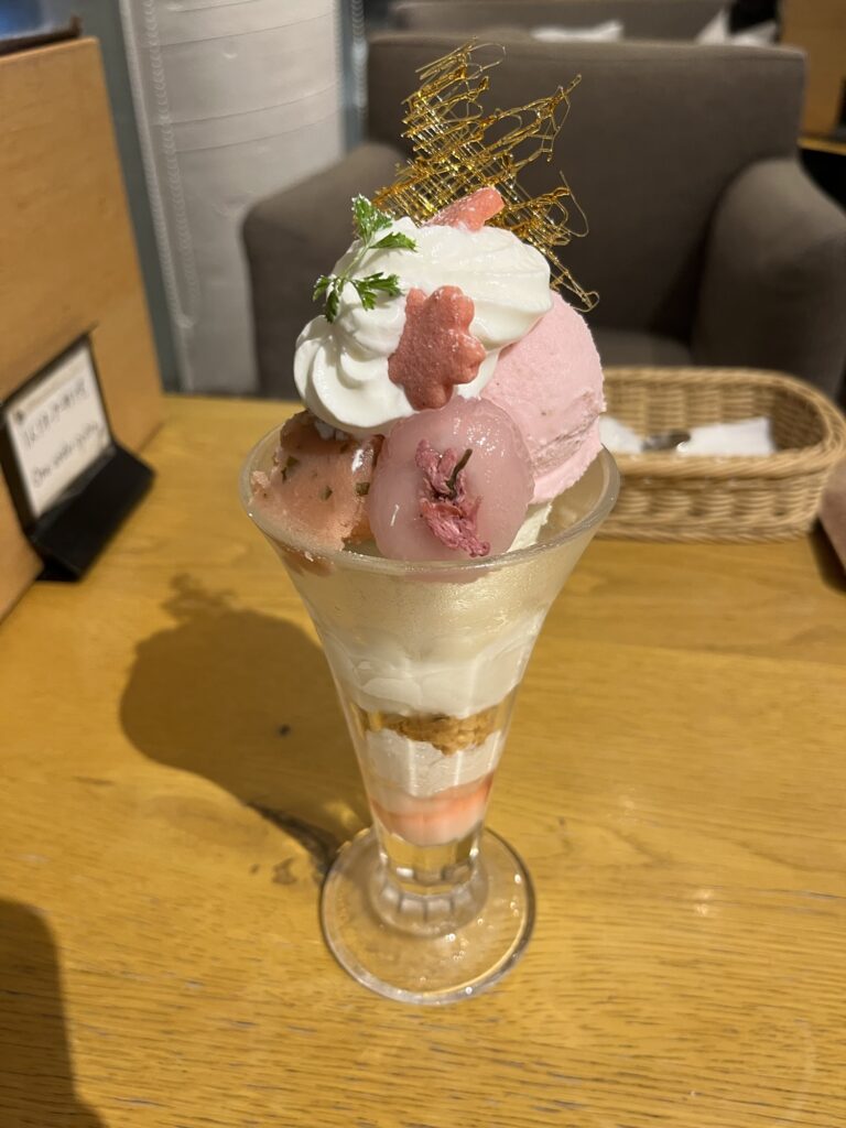 Cafe Noymond Sakura Parfait