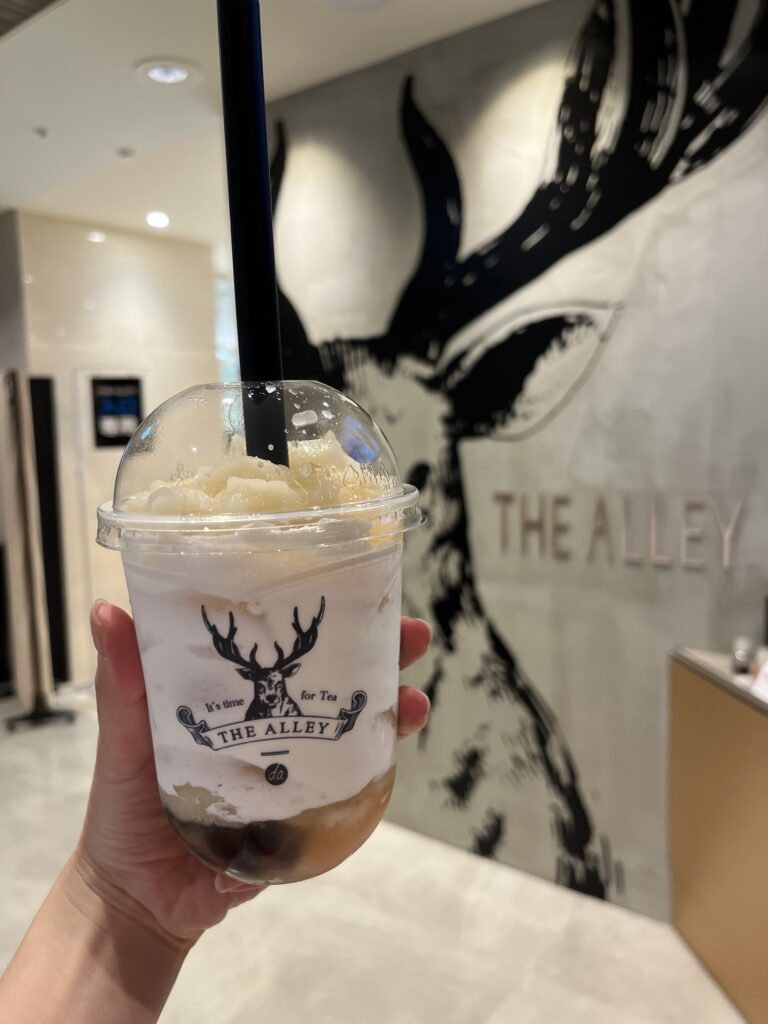 The Alley Peach and Tea Yogurt Smoothie